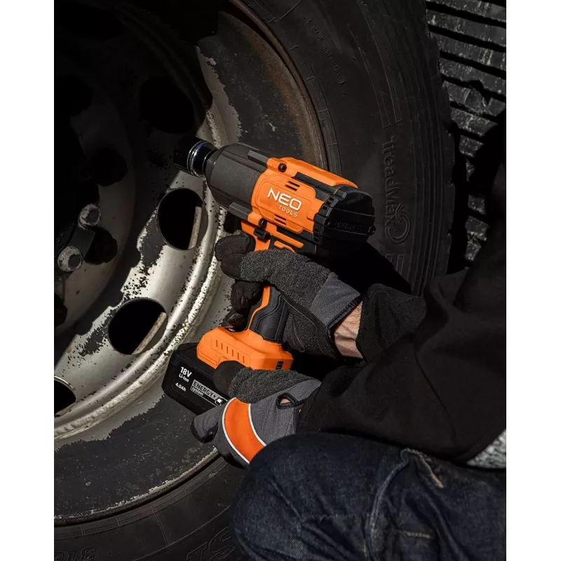 NEO tools 04-618 sukamasis gręžtuvas / smūginis atsuktuvas