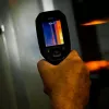 Termovizorius FLIR TG298 rankinis nuo -25 iki +1080 °C, 320×240 LCD, 2,4 colio ekranas, IP54, USB-C, 8 GB