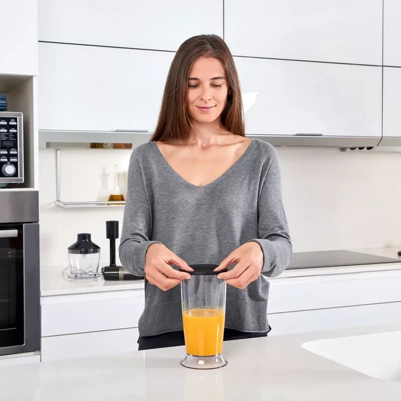Panardintuvas Black & Decker BXHBA1500E — 1500 W rankinis blenderis su nerūdijančio plieno kotu, 20 greičių, smulkintuvu, plaktuvu, pulsavimo režimu