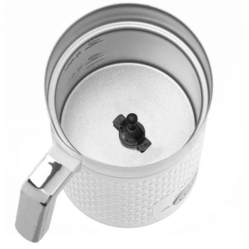Automatinis pieno putotojas Adler AD 4494 Metallic White – 130 ml putų, 300 ml pašildymo, 500 W