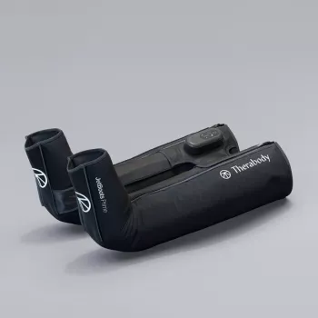 Pneumatiniai atkūrimo batai Therabody RecoveryAir JetBoots Prime S – nuoseklios kompresijos sistema, baterija, 180 min veikimo laikas, juodi, 2,51 kg