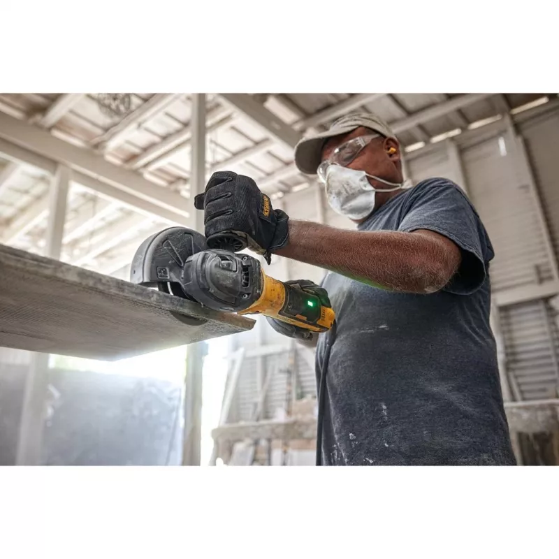 DeWALT DWE4347-QS kampinis šlifuoklis 12.5 cm 10500 RPM 2.3 kg