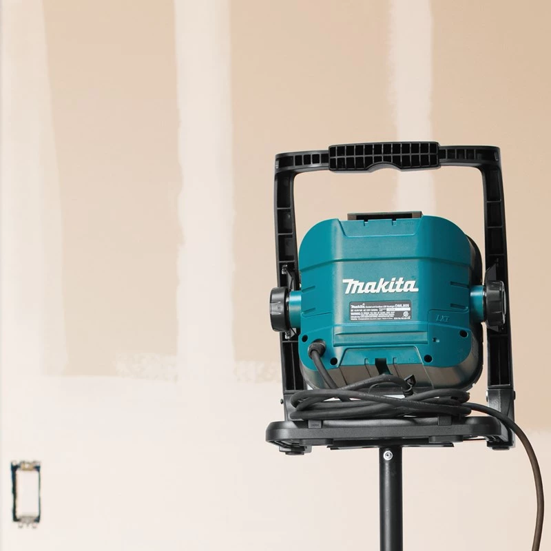MAKITA LED lempa DEADML805 18V/14,4V 1150lx/750lm su tinklo maitinimu