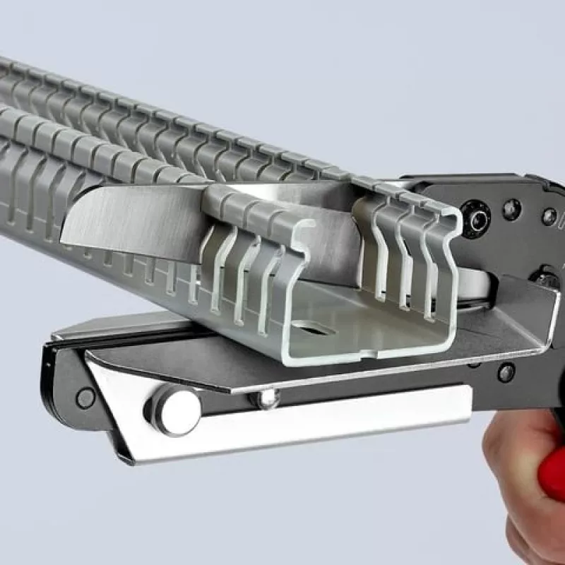 Replės Knipex 95 02 21