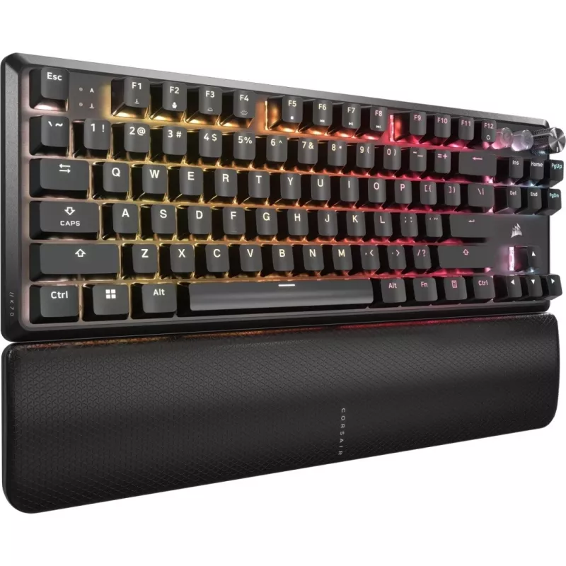 Mechaninė klaviatūra be skaičių bloko CORSAIR K70 PRO TKL — RGB foninis apšvietimas, kompaktiškas išdėstymas