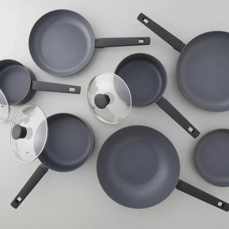 Keptuvė Russell Hobbs 24 cm neprideganti aliumininė RH028371EU7