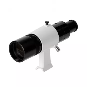 Skywatcher 9x50 apšviestas ieškiklis