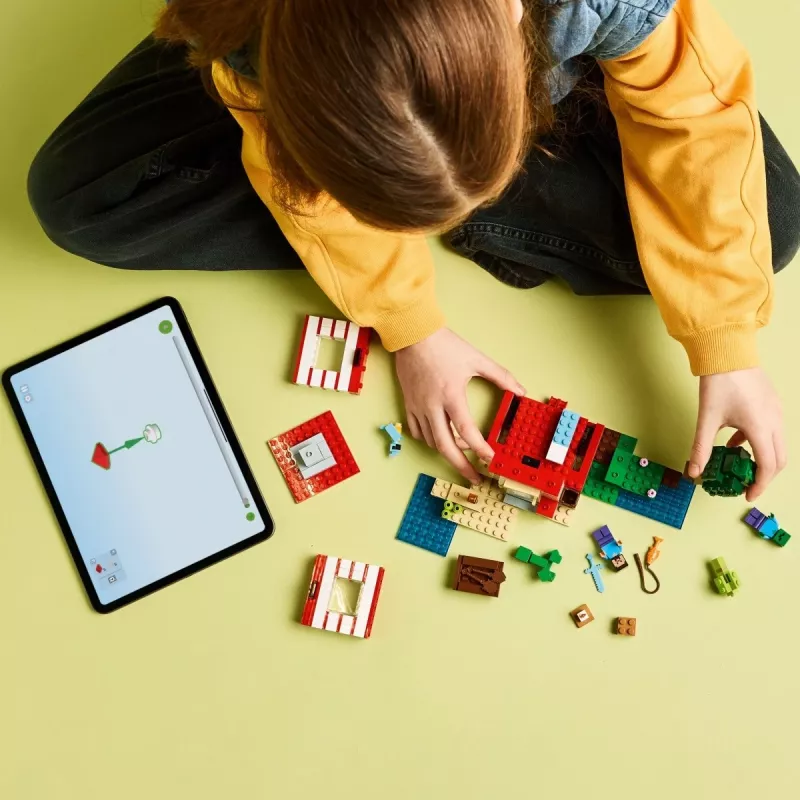 LEGO Minecraft rinkinys 21275 TNT Džiunglių namas, 287 detalės, 2 minifigūrėlės, nuo 8 metų
