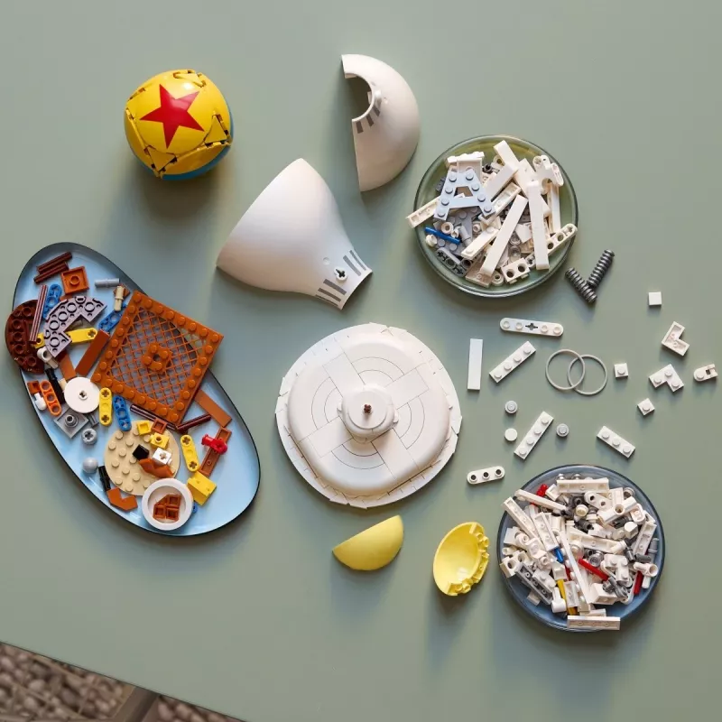 LEGO Ideas 21357 – Luxo Jr. statybinis rinkinys, 613 detalių