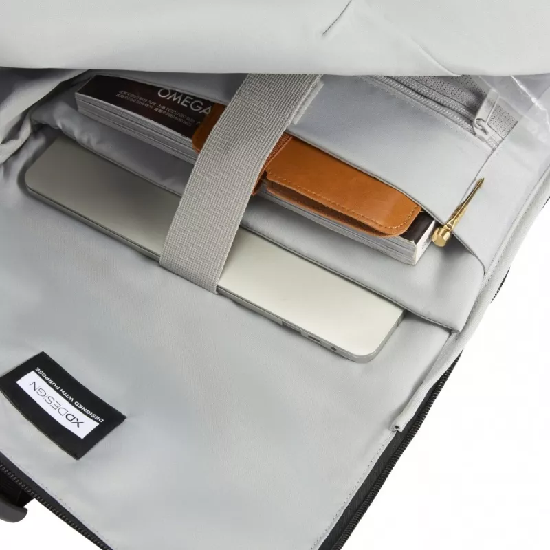 Kuprinė XDDESIGN URBAN FLAP-TOP P706.2601 – vandeniui atspari, lengva, juoda
