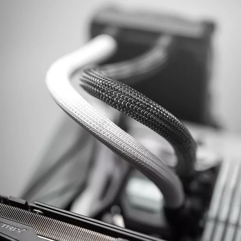 CableMod CM-ASK-S1KW-R AIO vamzdelių apvalkalas baltas