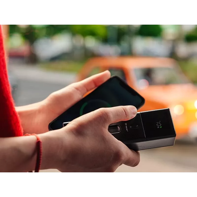 Nešiojamas Power Bank TRACER Quant 10000 mAh Li-Ion, PD & QC3.0, 3 prievadai (2×USB-C, 1×USB-A), 100W, Juodas