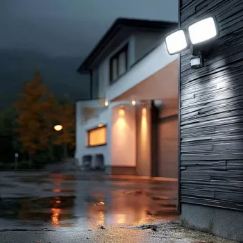 LED sieninis šviestuvas MACLEAN MCE524 su PIR judesio davikliu, modelis MCE524 B