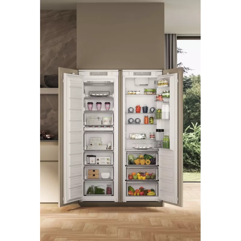 Whirlpool WHSD18A013D1 įmontuojamas šaldytuvas, 306 L, E energijos klasė