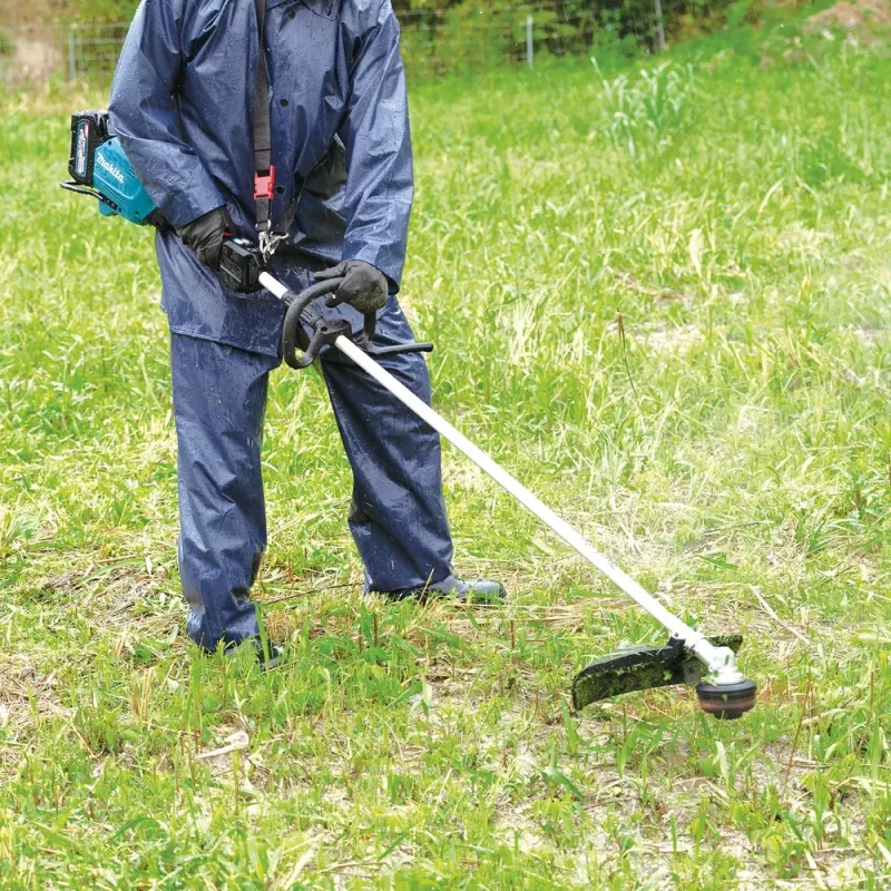 Makita UR007GM101 žoliapjovė su špagatu / krūmapjovė 43 cm Akumuliatorinė