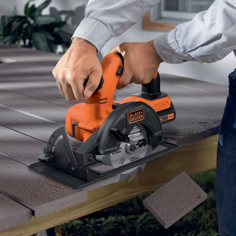 Belaidis diskinis pjūklas Black & Decker BDCCS18N-XJ 18V
