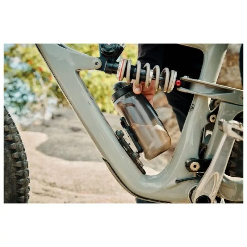 Gertuvė Fidlock Twist 590 Bike Base juoda 590 ml – magnetinis tvirtinimas dviračiui