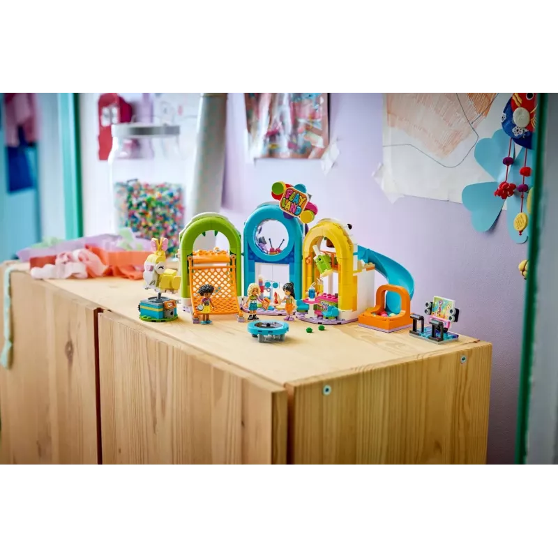 LEGO FRIENDS 42686 Smagus vidaus žaidimų aikštelės rinkinys