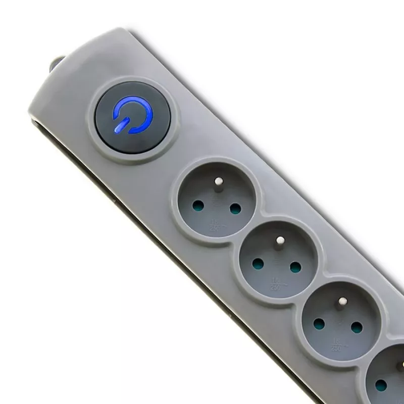 Apsauginis filtras QOLTEC 50199 — 6 kištukinių lizdų, 5 m laidas