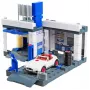 Bosch serviso stotelė su automobiliu ir plovykla