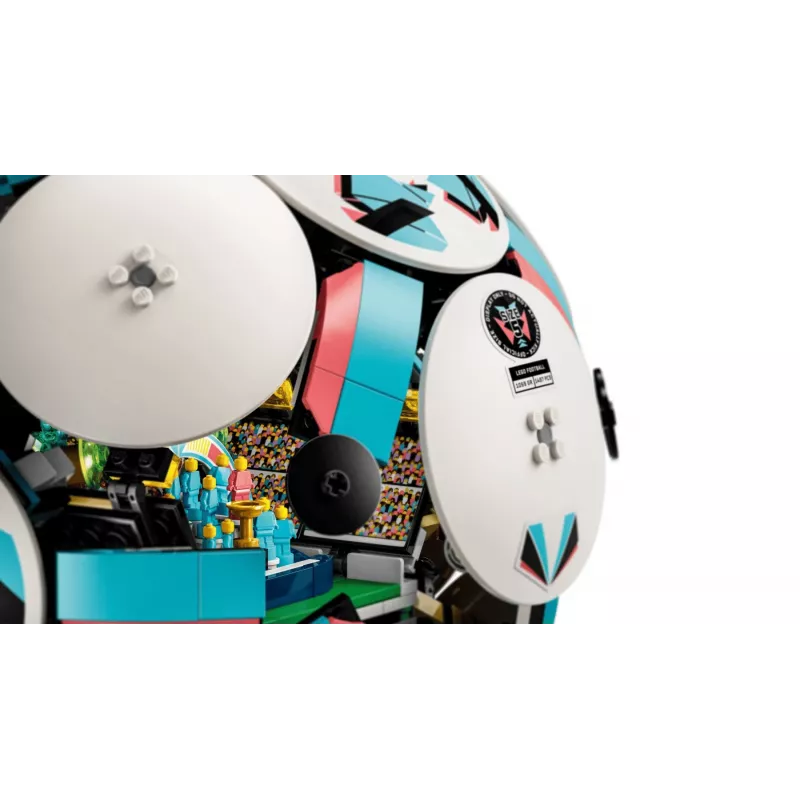 LEGO EDITIONS 43019 Futbolo kamuolys – konstruktorius