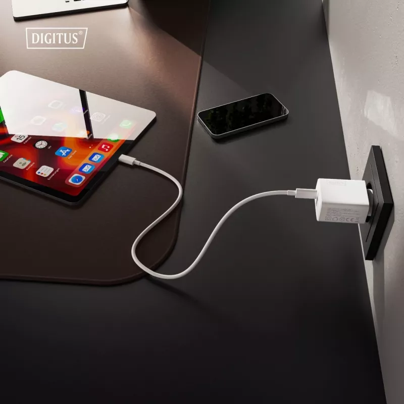 AC vidinis USB GaN įkroviklis DIGITUS DA-10301 — 30W, 1× USB-C, 1× USB-A, 100–240V, baltas