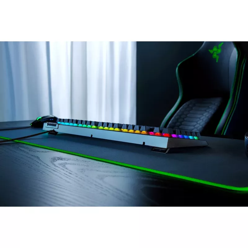 Razer BlackWidow V4 X žaidimų klaviatūra USB QWERTZ vokiška juoda
