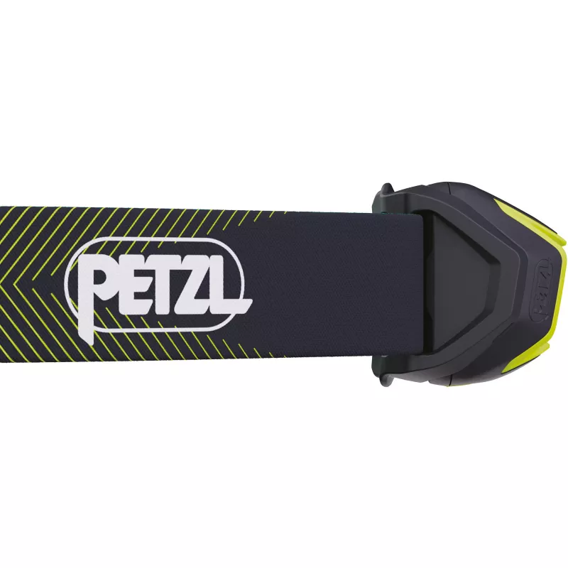 Petzl E065AB03 Actik Core žibintuvėlis žalias