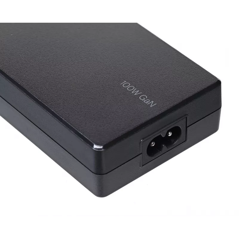 Belkin INC016VFBK maitinimo adapteris ir keitiklis, vidaus, juodas