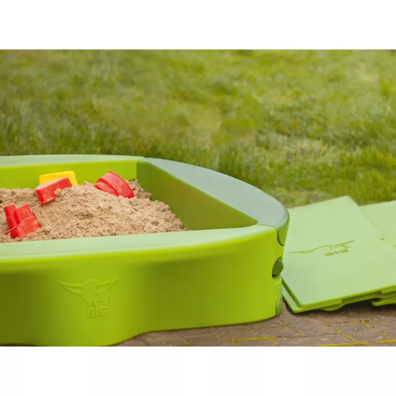 Smėlio dėžė Simba‑Dickie BIG 800056733, plastikinė, 1380×1380 mm, įmontuoti suoleliai, žalia