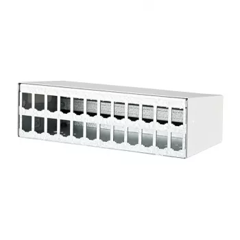 Metz Connect 130861-2402-E – 24 prievadų montažinis skydelio gaubtas, baltas (RAL 9010)