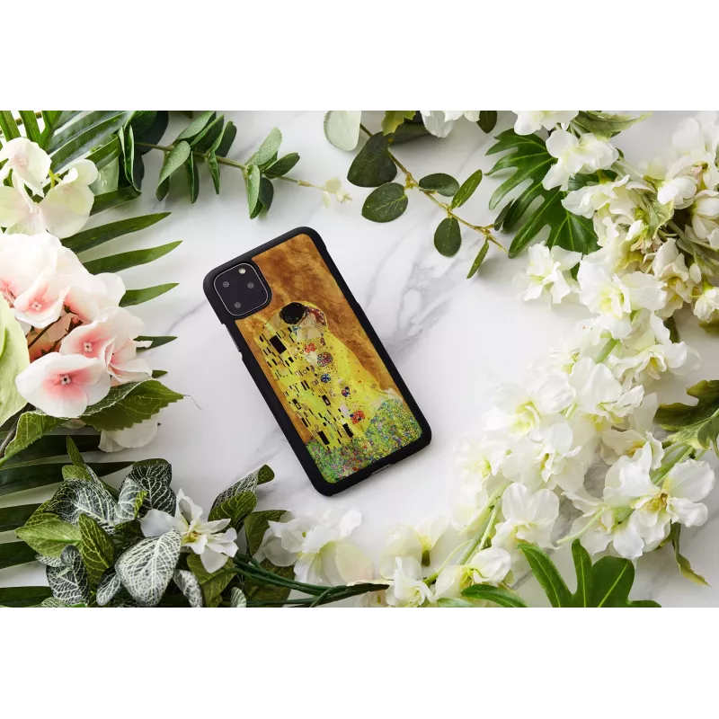 iKins dėklas iPhone 11 Pro Max — juodas bučinio dizainas, apsauginis