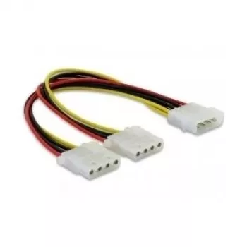 Delock maitinimo skirstytuvas - vidinis maitinimo šaltinis, 4 kontaktų (M) prie vidinio maitinimo šaltinio, 4 kontaktų (M) - 11 cm (82100)