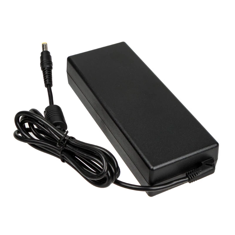 Maitinimo adapteris Akasa AK-PD080-02MEU, 84 W, 12 V, 7 A