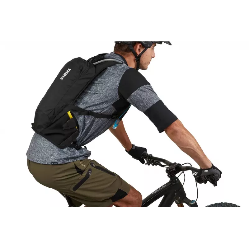 Thule 4152 Vital Hydration Pack 6L Juoda kuprinė su gertuve