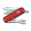 Daugiafunkcis peilis Victorinox 0.6223.G Raudonas su fiksuojančiu ašmeniu Drop point