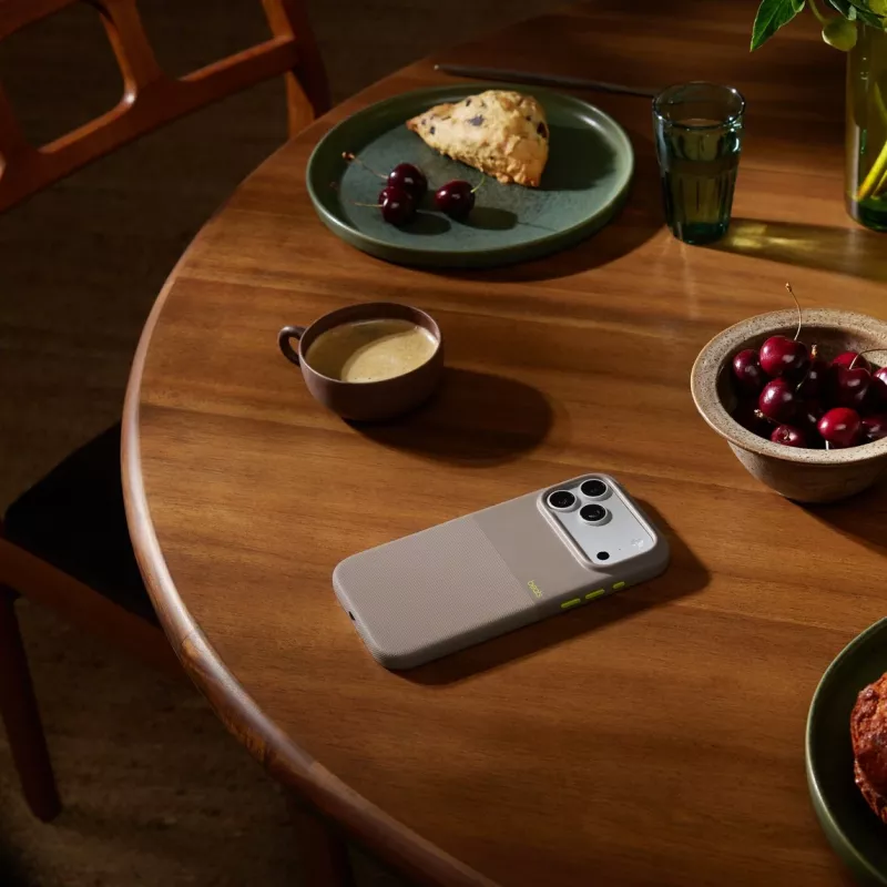 Beats tvirtas dėklas Apple iPhone 17 Pro Max MagSafe Camera Control pilka