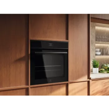 Įmontuojama orkaitė Electrolux EOE8P39H juoda, pirolitinė, elektrinė, daugiafunkcė