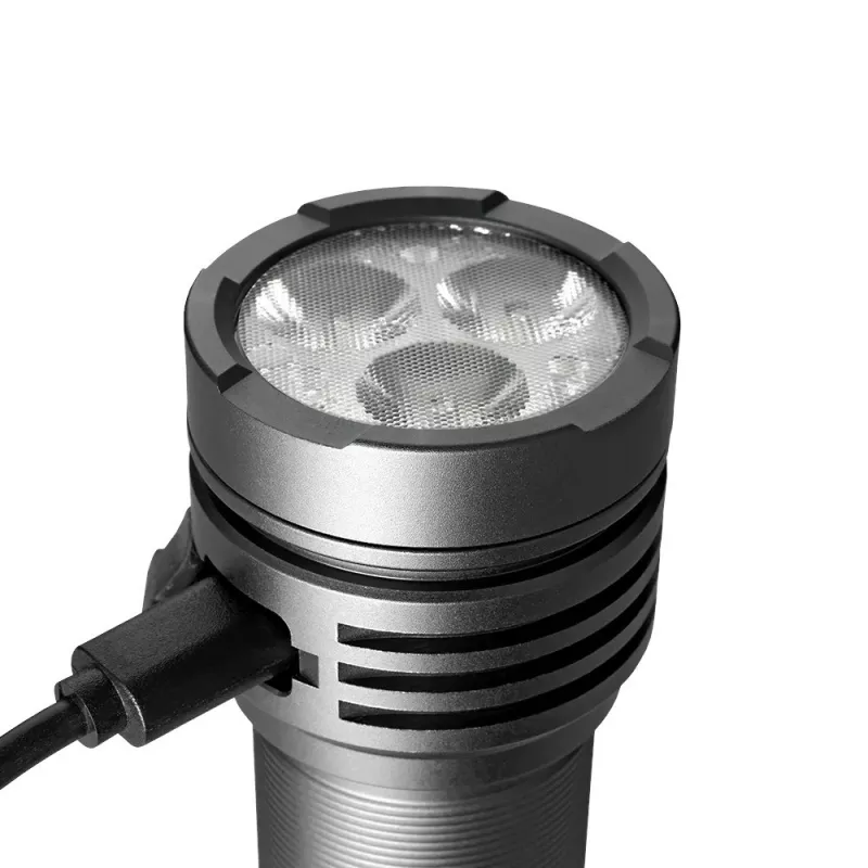LED prožektorius everActive LUMINATO R FL-3300R — 3300 liumenų, įkraunamas