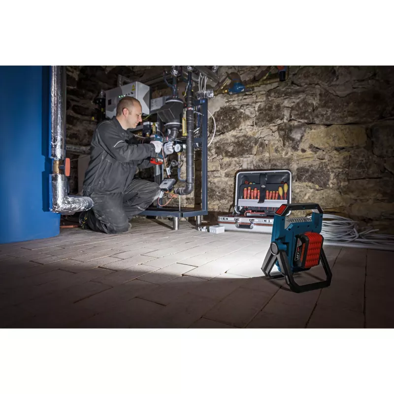 Darbo žibintas Bosch GLI 18V-1900 Professional