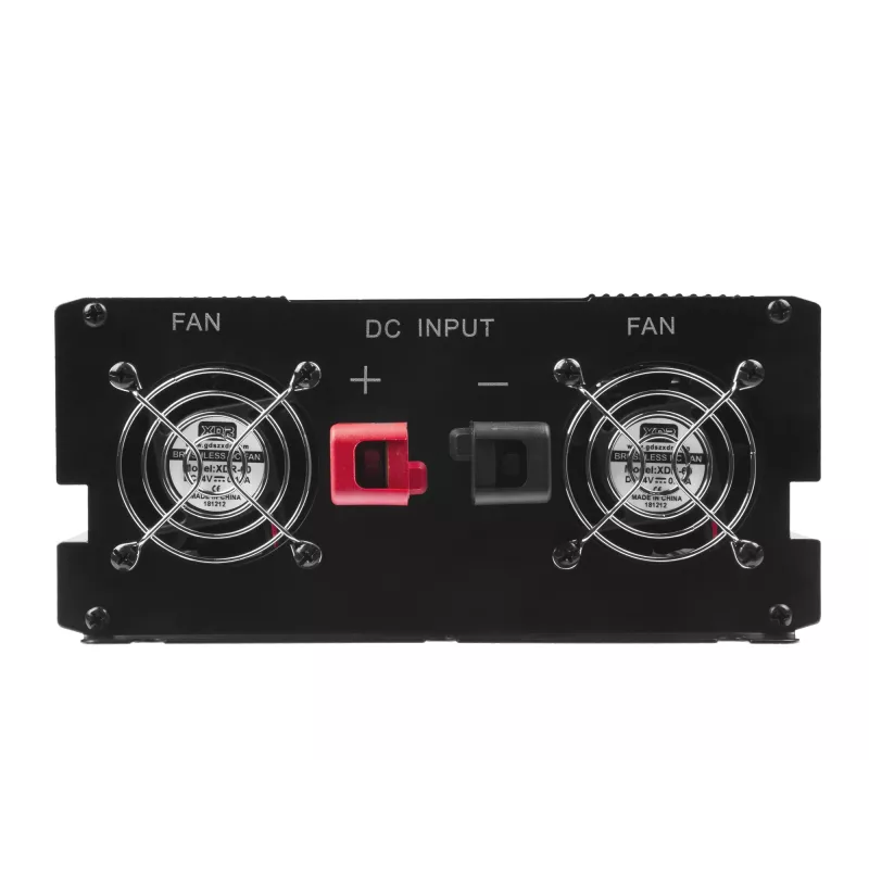 Automobilinis keitiklis Green Cell INV21 6000 W, 24V DC į AC, 230V išėjimas, 2x USB PD, aktyvus aušinimas, nuimamos DC jungtys, juodas