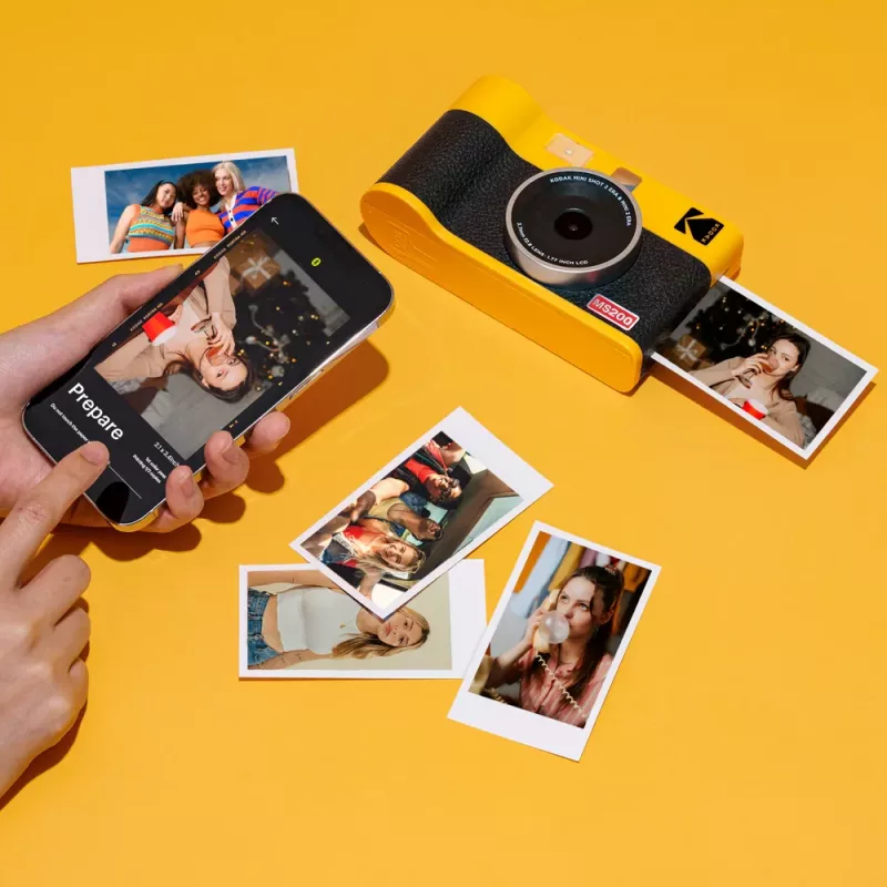 Momentinė kamera Kodak Mini Shot 2 Era – nešiojama momentinė kamera su įmontuotu spausdintuvu, juoda