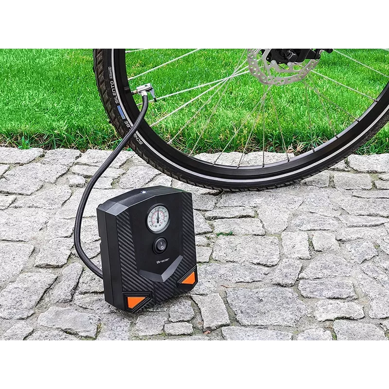 Nešiojamas oro siurblys automobiliui TRACER RES-03ML 12V 150 PSI