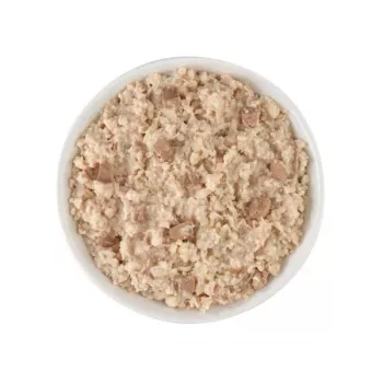 Šlapias kačių ėdalas Agras Pet Foods Schesir Baby in Brühe 70 g – vištiena, be grūdų, jaunoms katėms