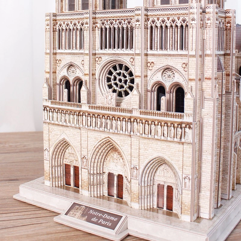 3D dėlionė CubicFun Notre Dame, 293 detalės, katedros maketas