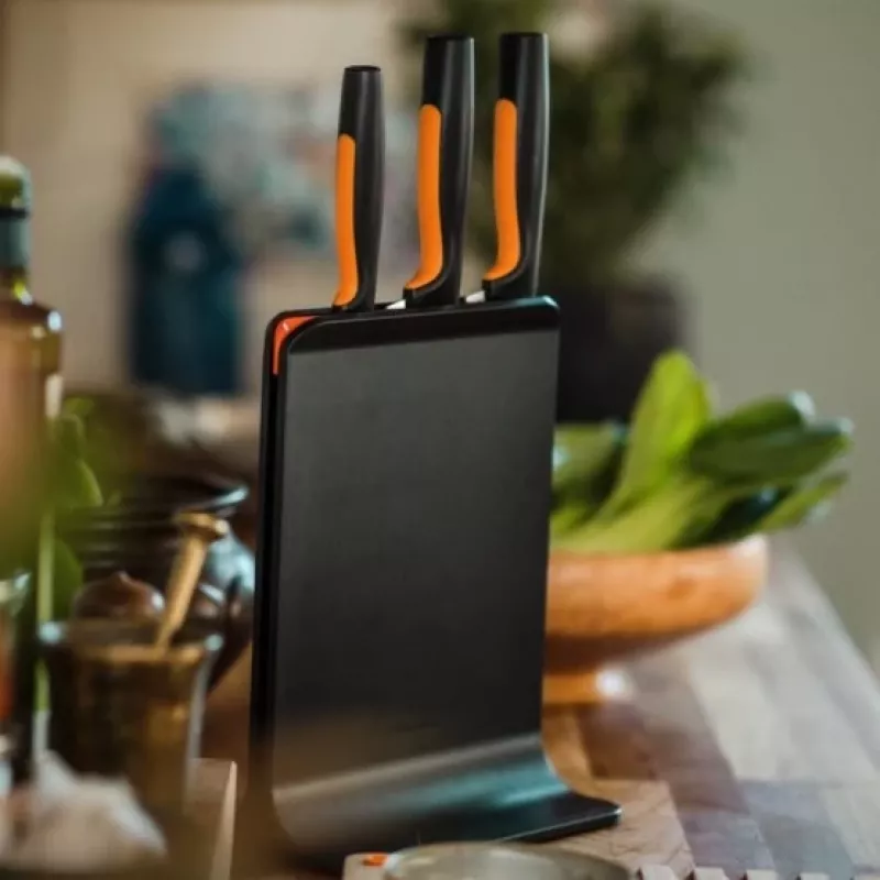 Peilių blokas su plyšiais Fiskars Functional Form