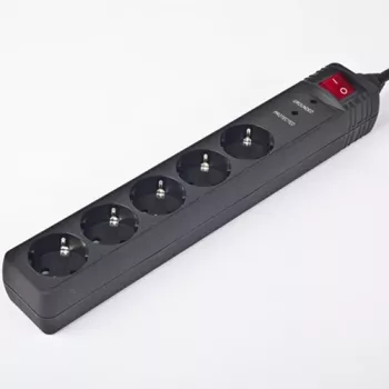 Gembird SPG5-C-5 prailgintuvas su apsauga nuo viršįtampių 1,5 m 5 kištukiniai lizdai Juoda