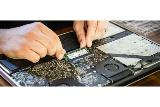 Nešiojamojo kompiuterio RAM ir SSD atnaujinimas: gidas nuo diagnozės iki įjungimo