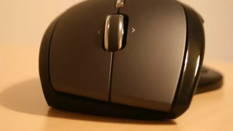 Ergonominė pelė: kaip apsaugoti riešą nuo skausmo dirbant namuose