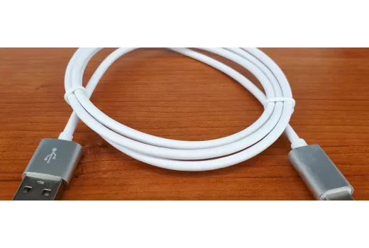 USB 3.2, USB4 ir Thunderbolt: suprantamas gidas apie USB jungtis